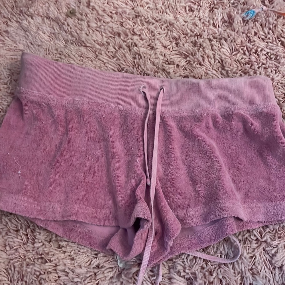 Hard tail shorts